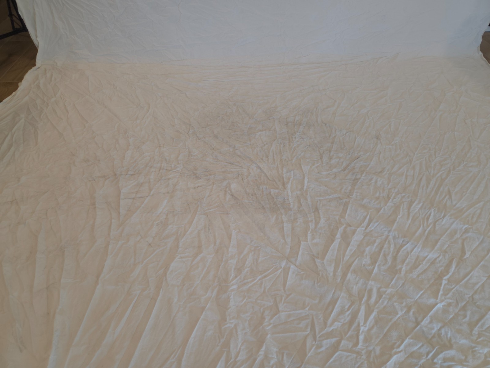 white photography backdrop, muslin, 12′ x 20′, used good condition