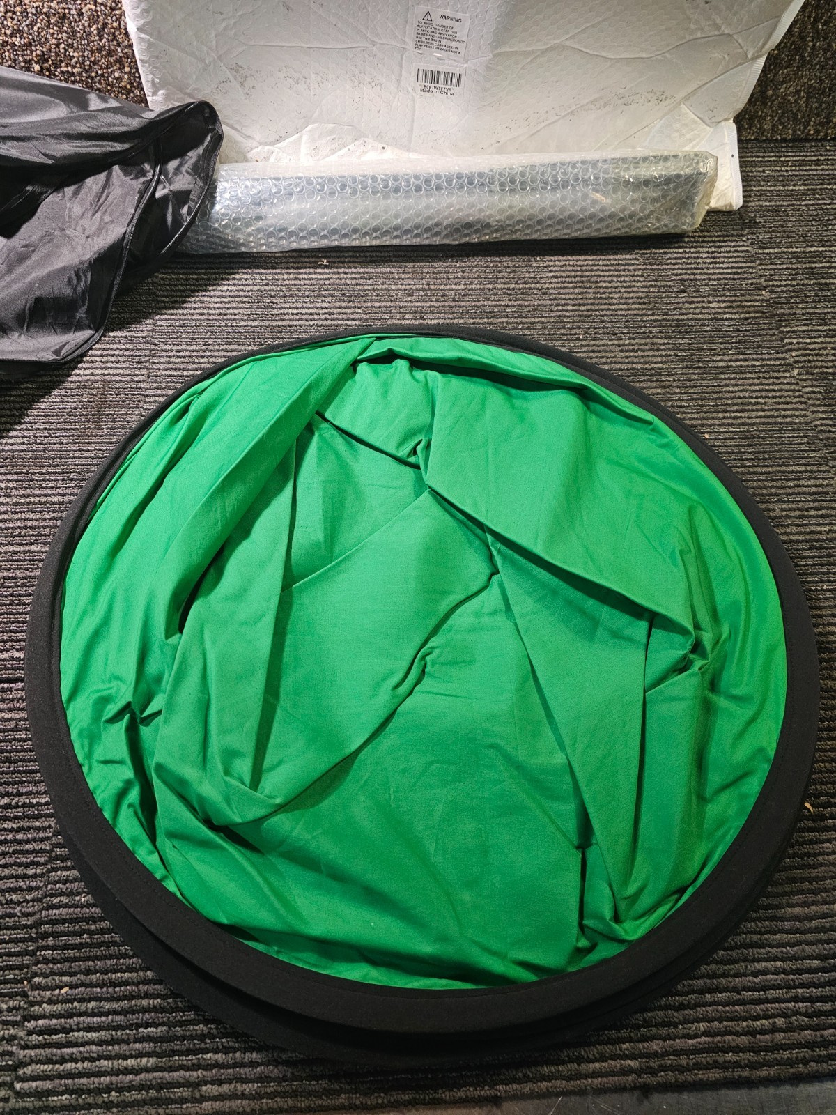 AFHT 5’x 5.5’Green Screen w/Stand Collapsible 2-in-1 Blue & Green for Background