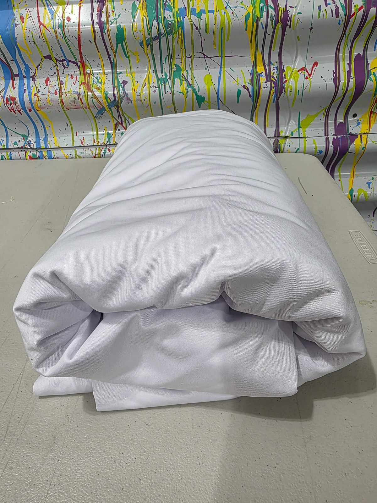 * USED * ProMaster Wrinkle Resistant Backdrop – 10’x20′ (White)