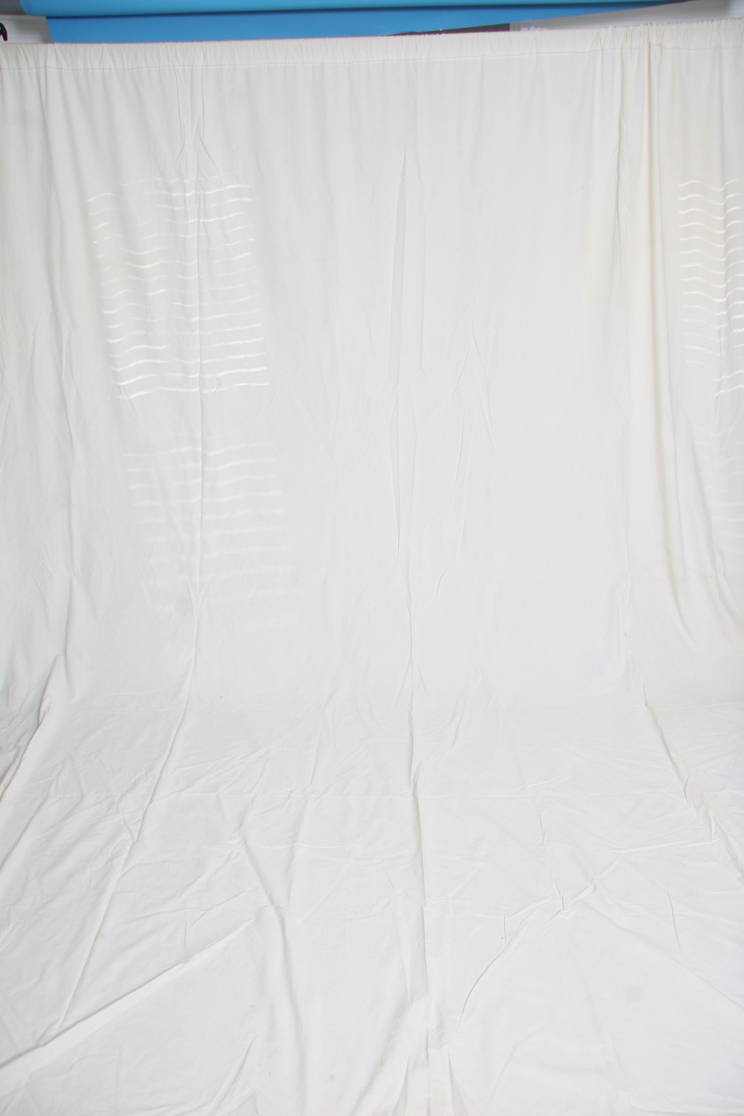 Backdrop Muslin/ Cotton Blend Fabric 10’x16′ White/ Cream for Still or Video