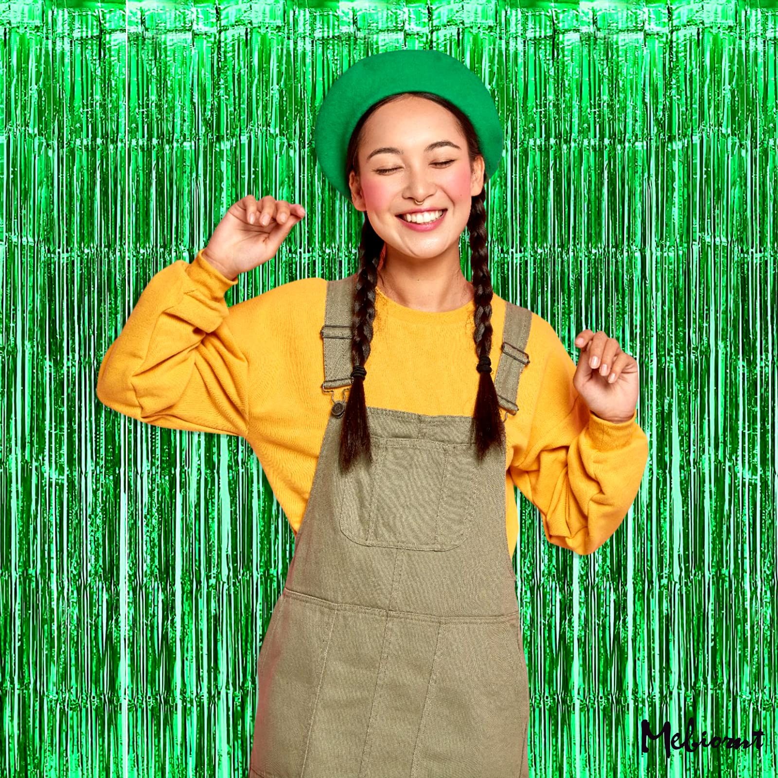 4 PCS Green Fringe Curtain Backdrop 3.2Ft x 9.8Ft Metallic Tinsel Party Decor
