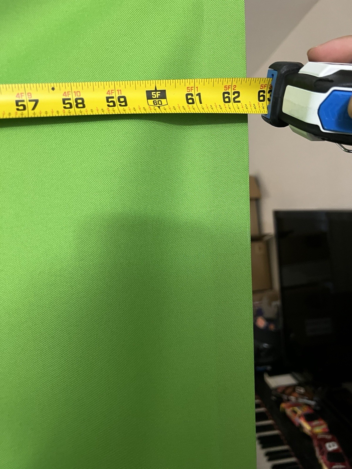Valera 90in Green Screen Backdrop with Stand for Streaming, Ultra Portable 2 Min