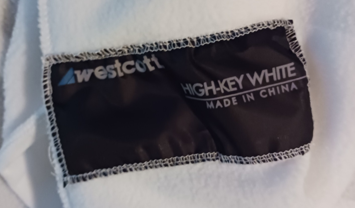 Westcott – High-Key White Sweep Backdrop 9 x 10 Feet New
