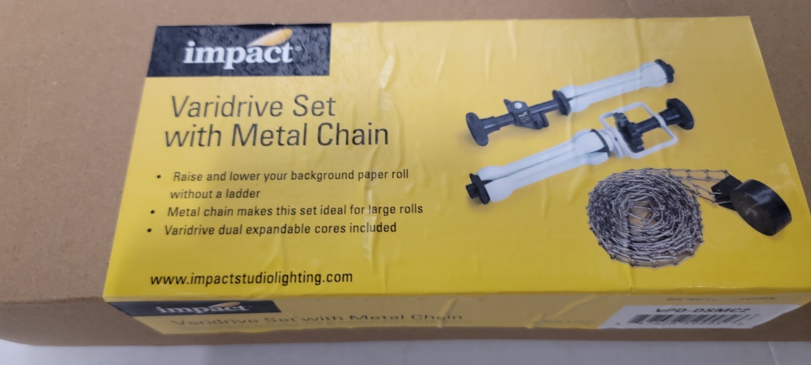 Impact Varidrive Drive with Metal Chain Retractable Backdrop Support System