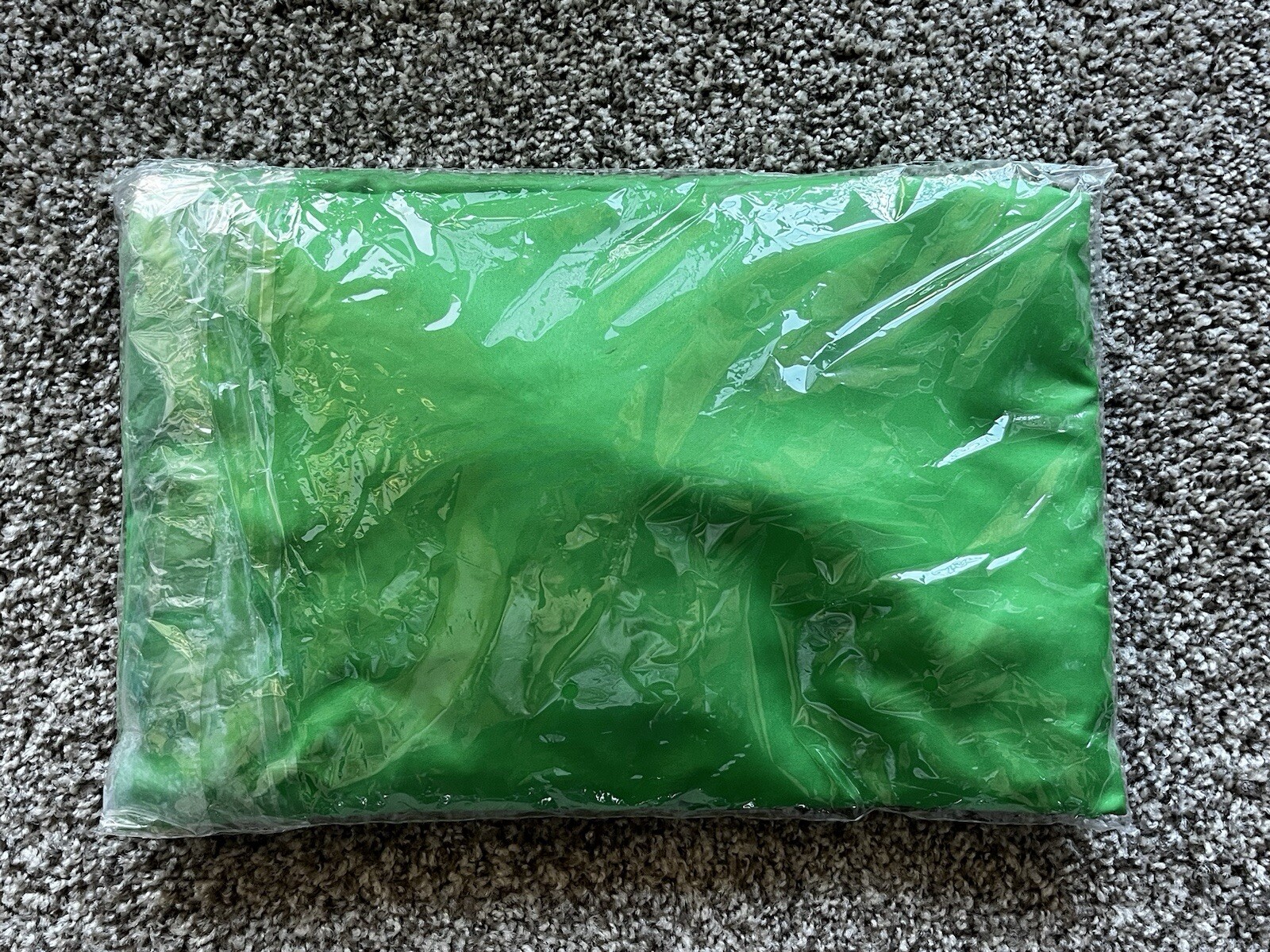 UTEBIT Green Backdrop 6x9ft Green Screen Photography Background Polyester Fabric