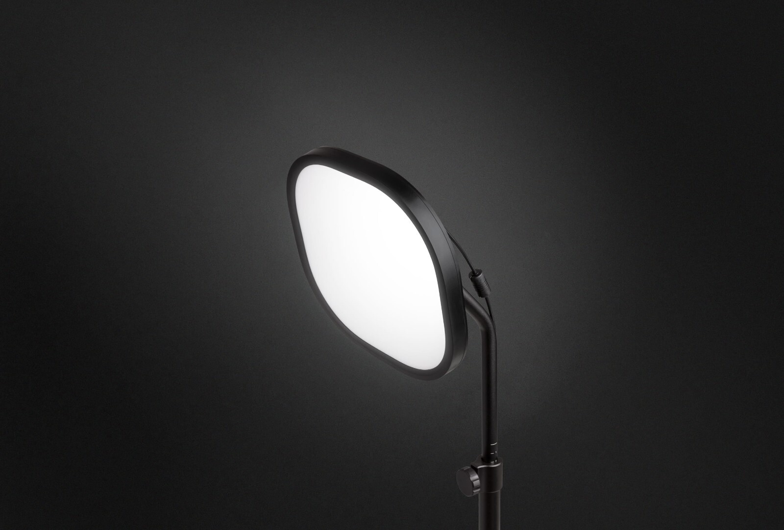 Elgato Key Light Air, Professional LED Panel With 1400 Lumens 10LAB9901