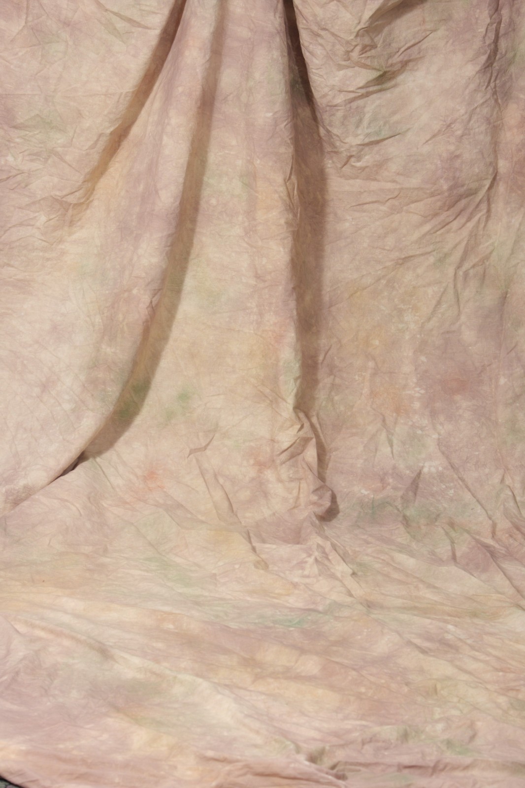 9 x 14 Photography Portrait Backdrop/background lighter shades of brown.