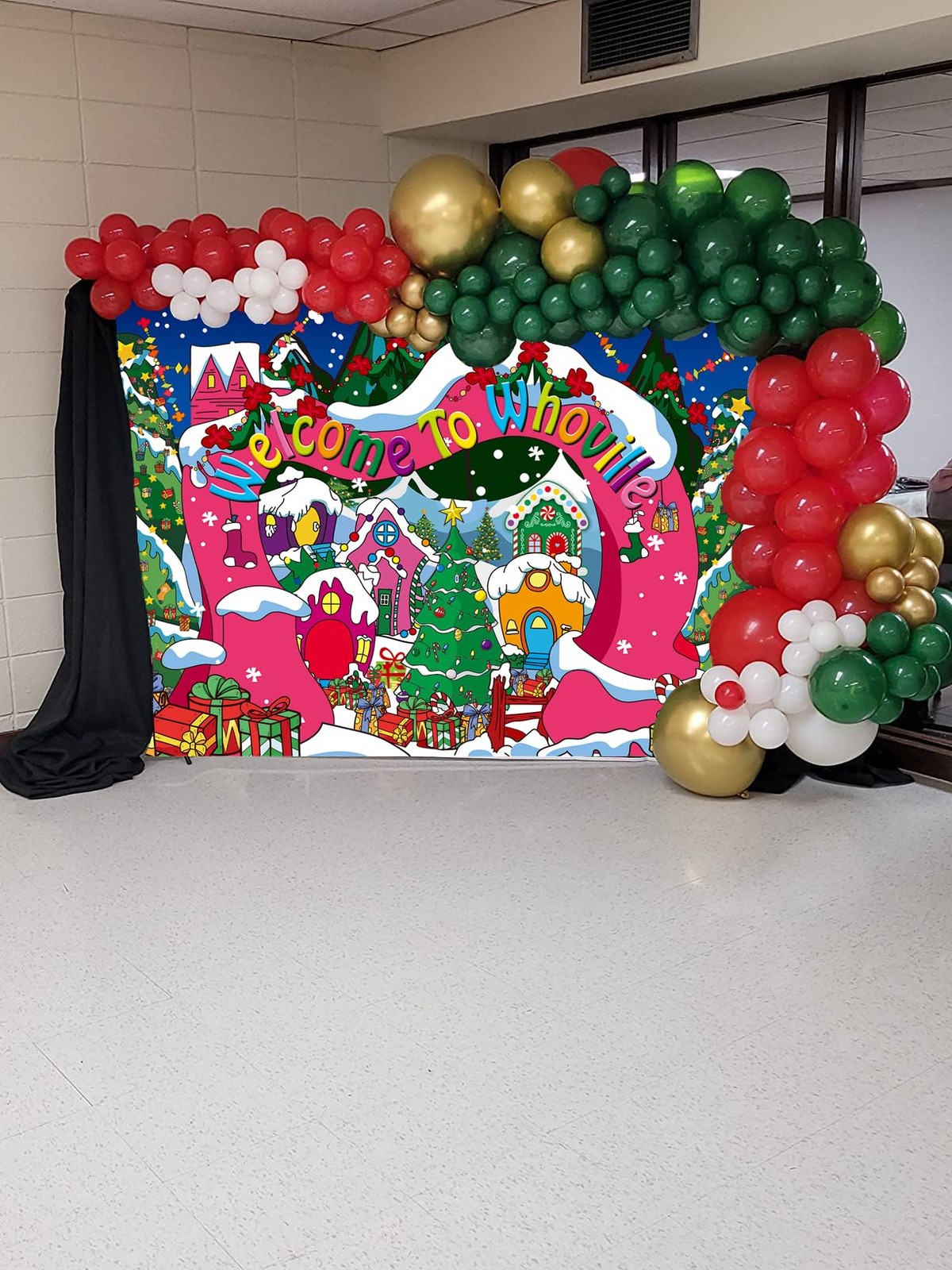 Welcome to Whoville Backdrop 7x5FT Winter Christmas Village 7x5FT, blue