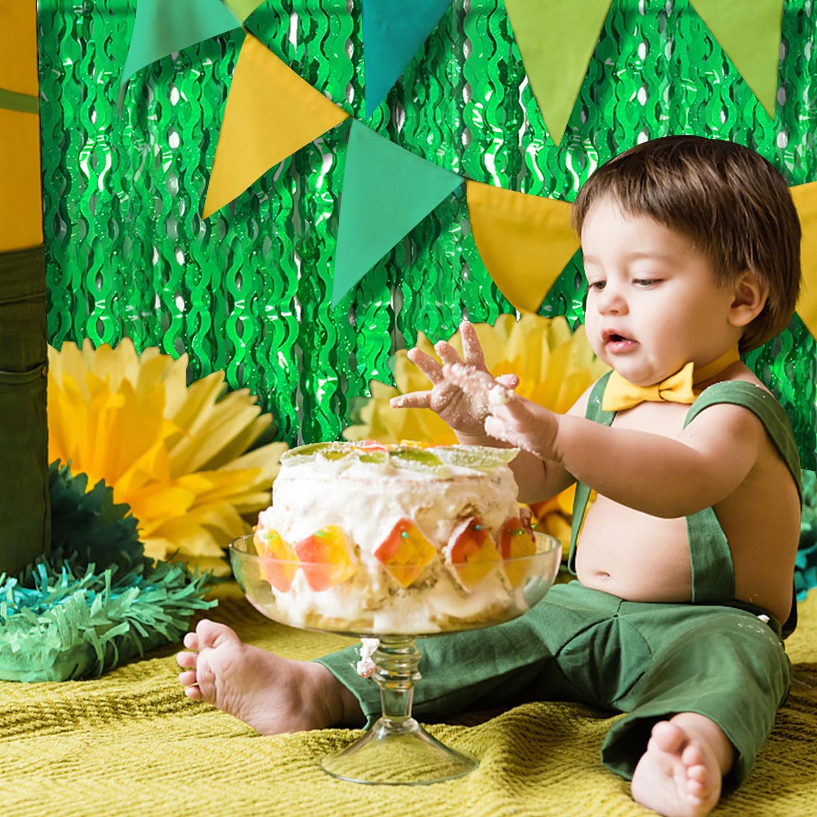 Green Tinsel Foil Fringe Curtains Wavy Backdrop for Party 2 Pack,
