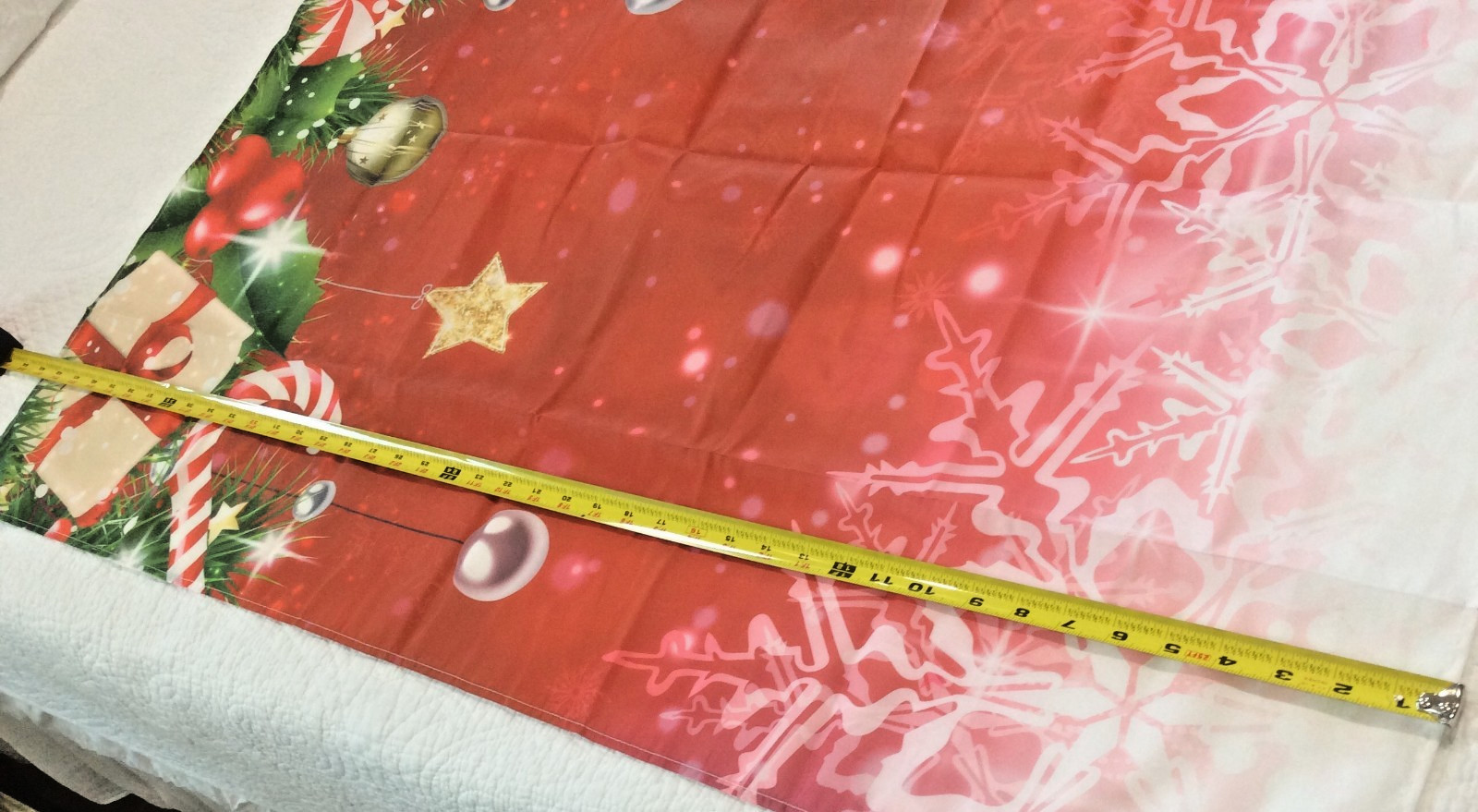 Christmas Fabric Photo Backdrop Winter Snowflakes 6′ X 3′ 7″ OPEN BOX!