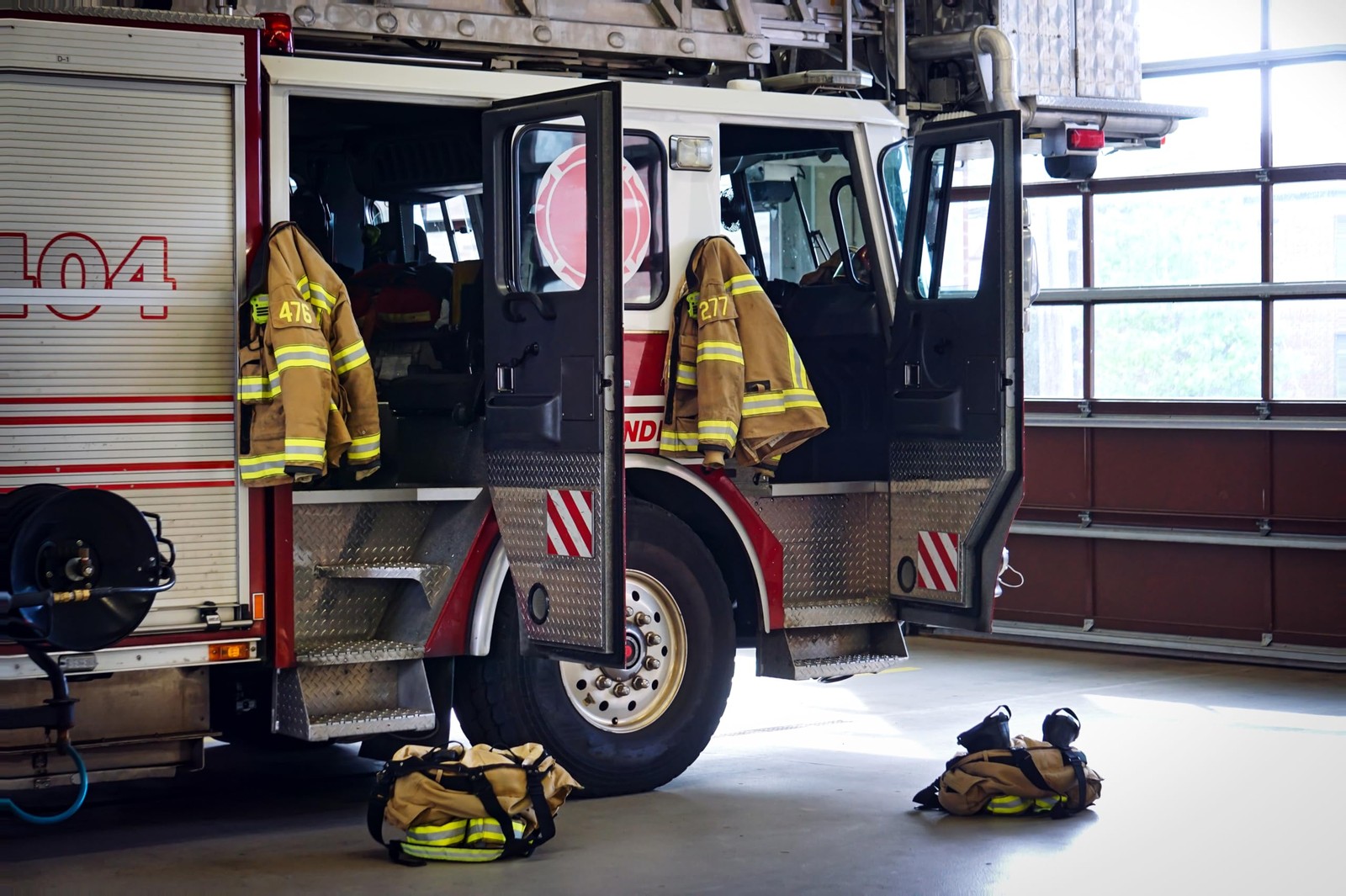 7ftx5ft Fire Station Interior Photography Backdrop Fire Truck Firefighter Sui…