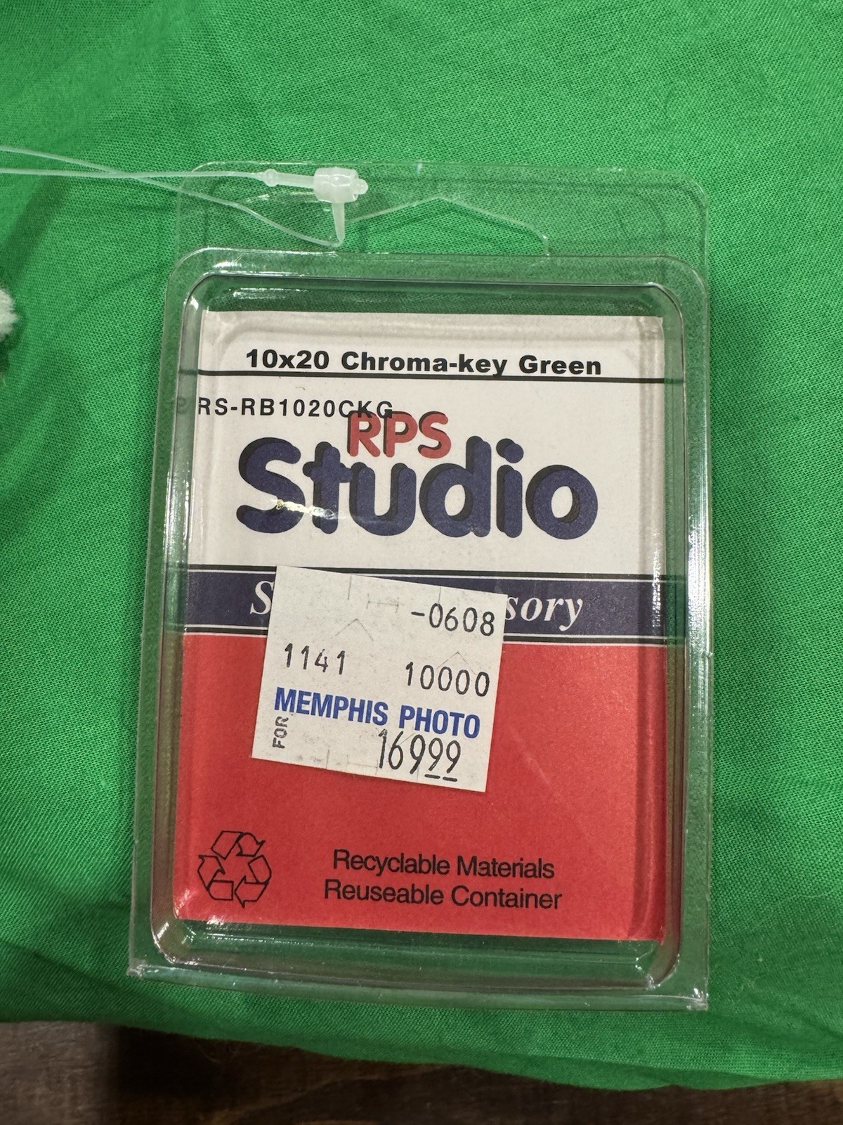 RPS Studio 10×20 ft Chroma-key Green Backdrop RS-RB1020CKG Plain