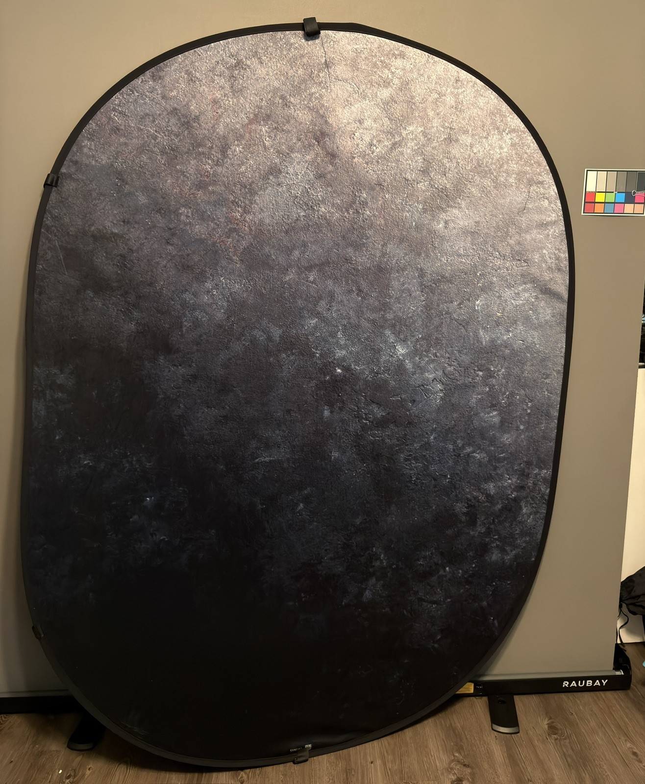 Kate Collapsible Backdrop 5×6.5 Ft Abstract Blue