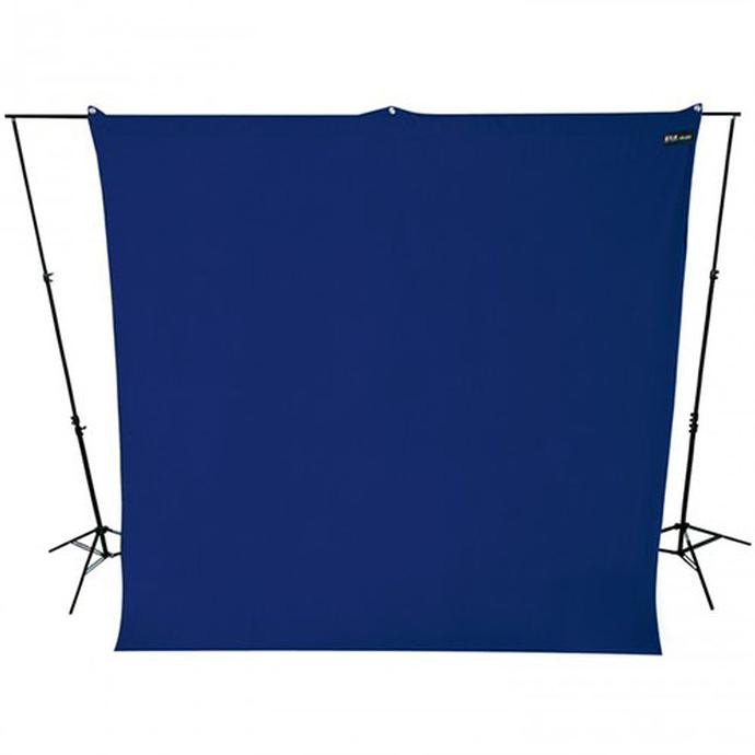 Westcott Wrinkle-Resistant Backdrop – Chroma-Key Blue 9x10ft
